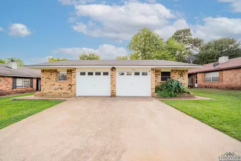 104-106 Jester Cir, Longview, TX 75604
