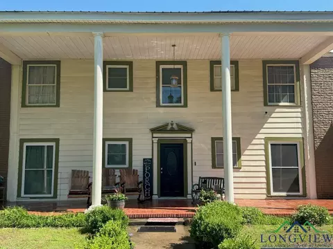 1315 Spring St, Carthage, TX 75633