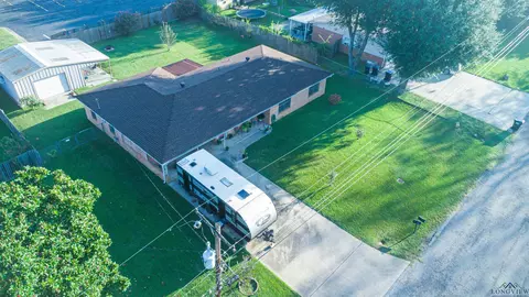 107 E Hope Dr, Longview, TX 75604 photo 3
