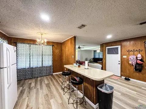 107 E Hope Dr, Longview, TX 75604 photo 11