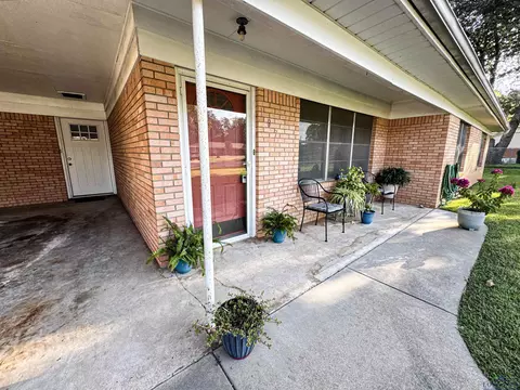 107 E Hope Dr, Longview, TX 75604 photo 6