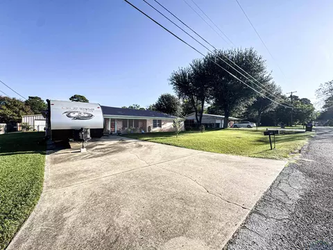 107 E Hope Dr, Longview, TX 75604 photo 4