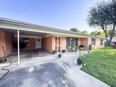 107 E Hope Dr, Longview, TX 75604 photo 5