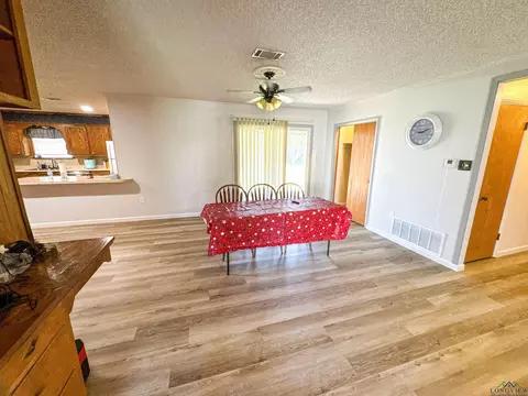 107 E Hope Dr, Longview, TX 75604 photo 13