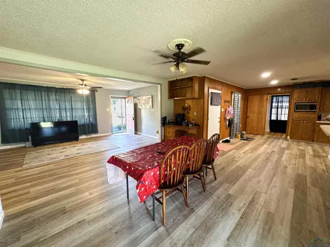 107 E Hope Dr, Longview, TX 75604 photo 14