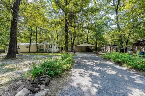 339 Eastern Hills Dr, Jefferson, TX 75657