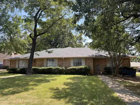 1716-1718 Preston Dr, Longview, TX 75604