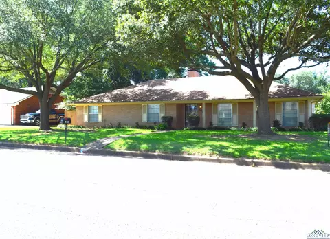 306 Beverly, Longview, TX 75601 photo 1