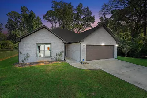 404 Mae Dr, Marshall, TX 75672 photo 4