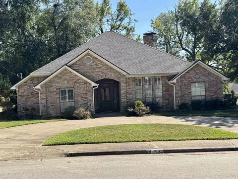 1617 Mcallen, Henderson, TX 75654