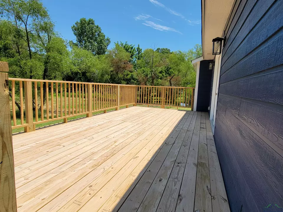 Exterior - 1320 Cr 3110, De Kalb, TX 75559 photo 2 of 2