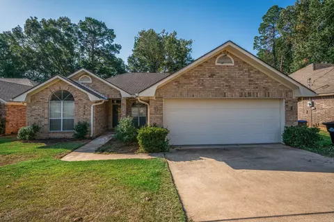 2706 Timberwood Trl, Longview, TX 75605