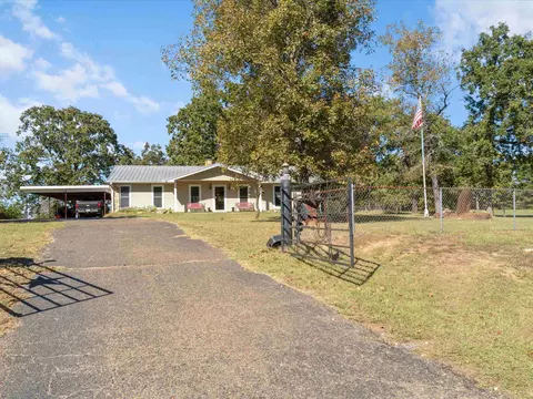 14851 Fm 2796, Pittsburg, TX 75686