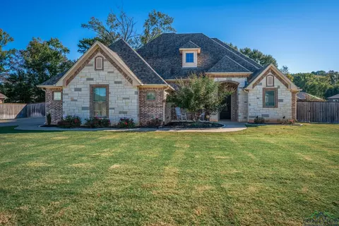 124 Saddle Brook Cir, Hallsville, TX 75650