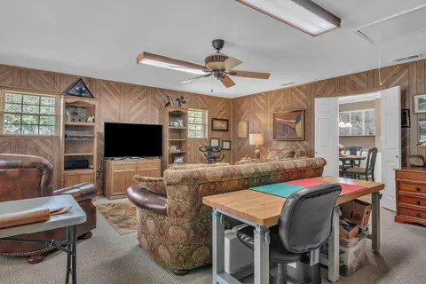 207 Eitelman Ln, Longview, TX 75605 photo 18