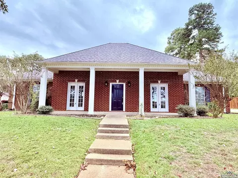 605 Cal Young Rd, Hallsville, TX 75650