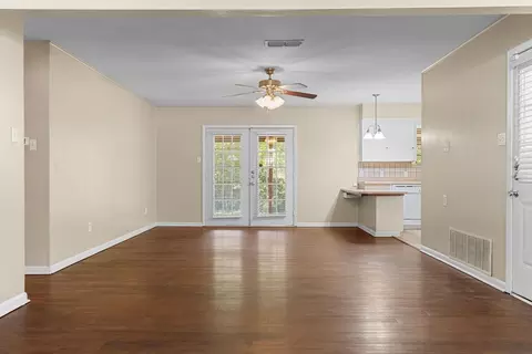 1006 Bazzell Dr, Longview, TX 75604 photo 8