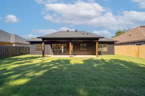 307 Alta St, Longview, TX 75604 photo 24