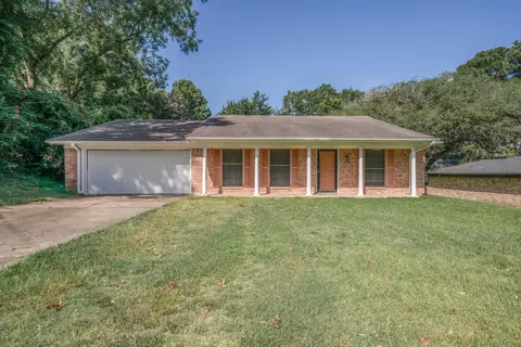2001 Tryon Rd, Longview, TX 75601 photo 3