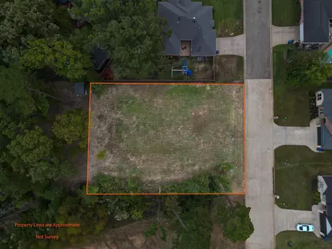 1005 Windy Ridge Dr, Longview, TX 75604 photo 3