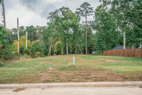 1005 Windy Ridge Dr, Longview, TX 75604 photo 2