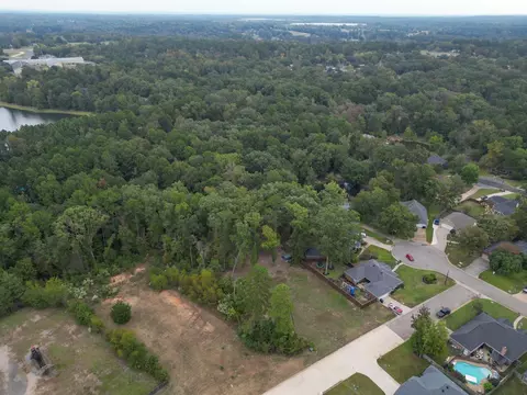 1005 Windy Ridge Dr, Longview, TX 75604 photo 11