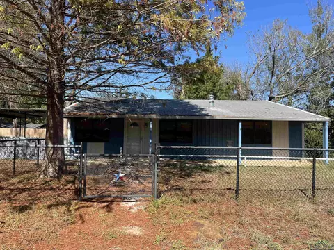 1818 W Fm 918, Overton, TX 75684