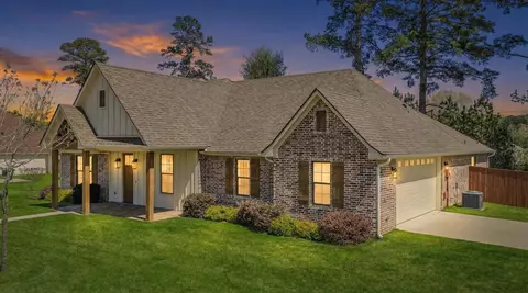 155 Mallard Cv, Longview, TX 75602