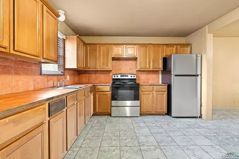 632 Bays Rd, Marshall, TX 75672 photo 8