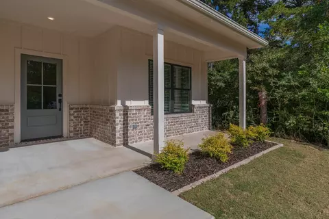101 St Clair, Longview, TX 75605 photo 3
