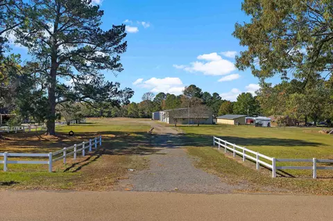 5315 Trexler Rd, Texarkana, TX 75501
