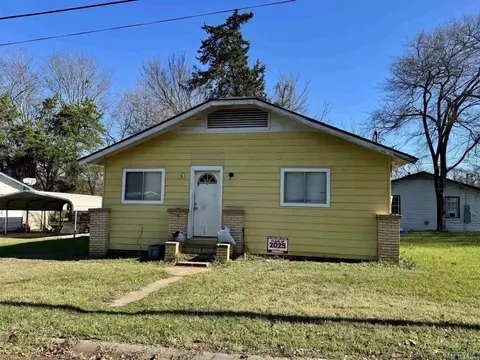 306 Williams St, Kilgore, TX 75662