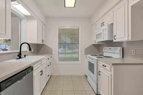 Kitchen - 1900 Beth Dr, Longview, TX 75605 photo 1 of 4
