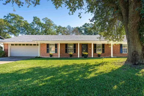 Exterior - 1900 Beth Dr, Longview, TX 75605 photo 1 of 9