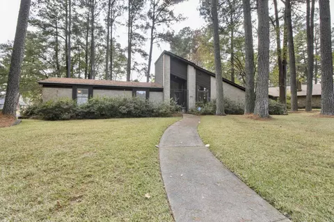 Exterior - 38 Stonegate, Longview, TX 75601 photo 1 of 5