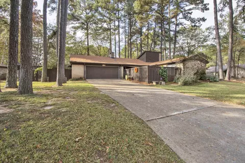 Exterior - 38 Stonegate, Longview, TX 75601 photo 3 of 5