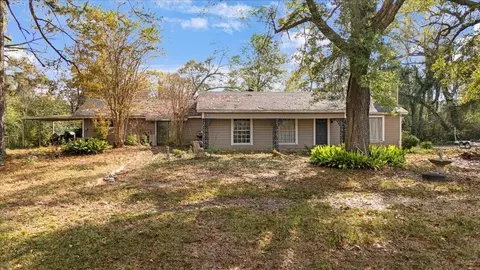 745 W Johnson St, Tatum, TX 75691