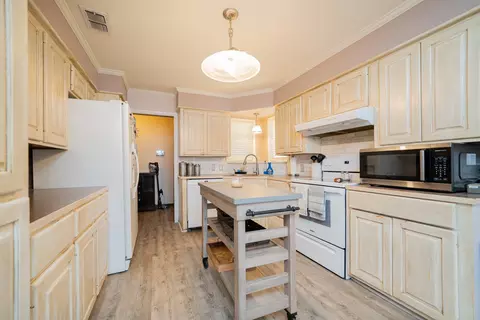Kitchen - 609 Vicky Dr, Longview, TX 75604 photo 2 of 2