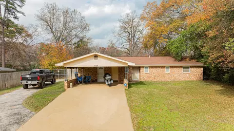 Exterior - 609 Vicky Dr, Longview, TX 75604 photo 1 of 7