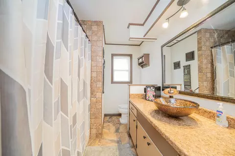 Bath - 609 Vicky Dr, Longview, TX 75604 photo 1 of 2