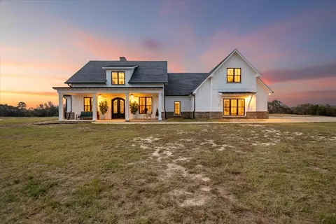 7294 S County Road 314, Henderson, TX 75654