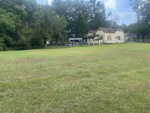 tbd N N Grv, Marshall, TX 75670
