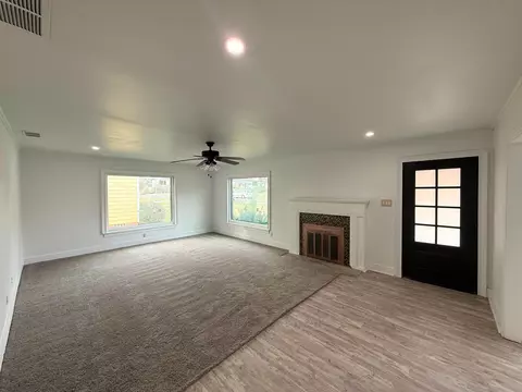 300 Hailey, Longview, TX 75602 photo 3
