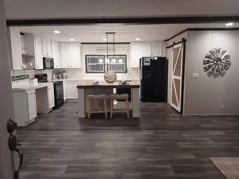2252 Blocker Rd, Marshall, TX 75672 photo 7