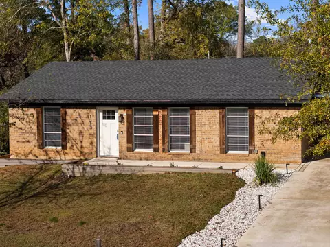 1313 Annette Dr, Longview, TX 75604 photo 1