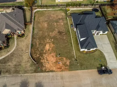 1111 Insignia Way, Longview, TX 75604