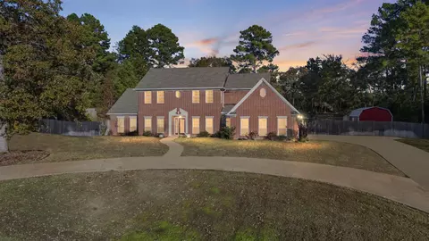 16830 Eagle Dr, Gladewater, TX 75647
