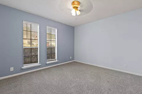 Bedroom - 1104 Apache Ct, Longview, TX 75604 photo 5 of 6