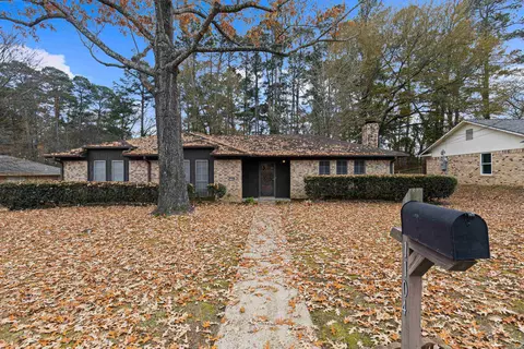 Exterior - 1104 Apache Ct, Longview, TX 75604 photo 5 of 11