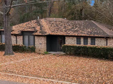 Exterior - 1104 Apache Ct, Longview, TX 75604 photo 1 of 11